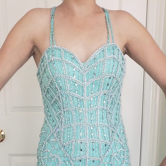 Fancy Dress - Picture 3 of 6